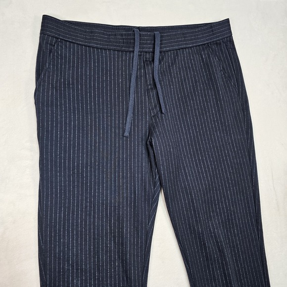 Vince Joggers Pants Men L Navy White Pin Stripe Drawstring Tapered Casual Lounge - Picture 3 of 11
